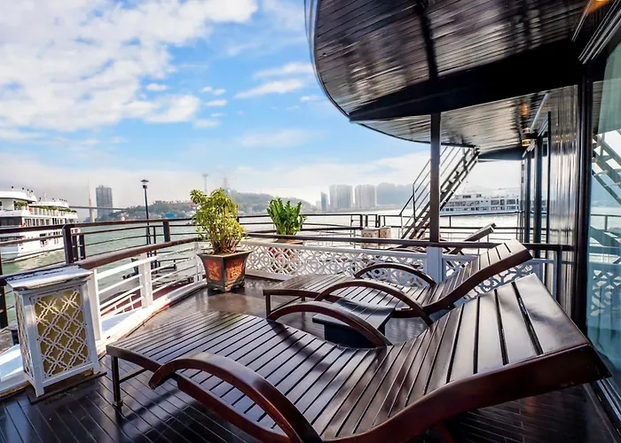 & Bai Tu Long Cruises 5* Ha Long