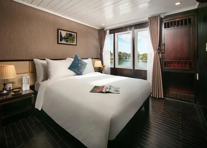 & Bai Tu Long Cruises 5* Ha Long