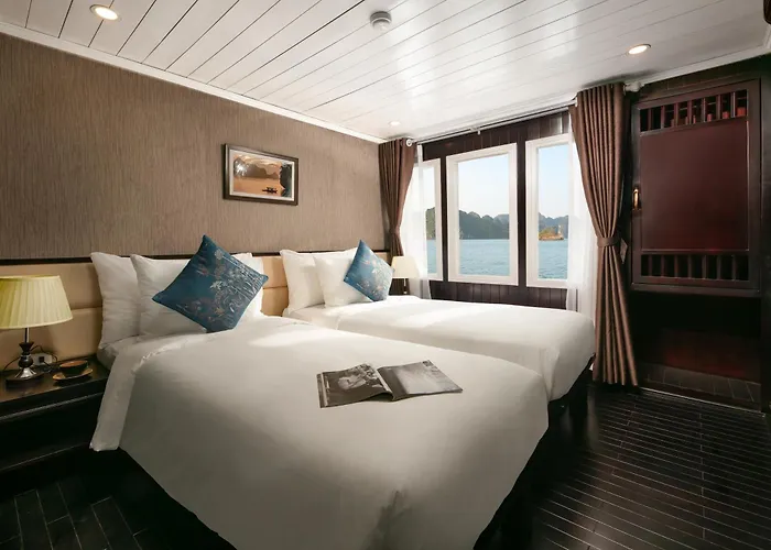  & Bai Tu Long Cruises 5*